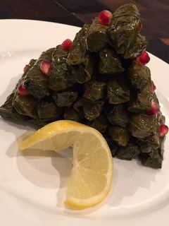 صورة لوصفة ورق عنب بالزيت (ورق عنب يلنجي)