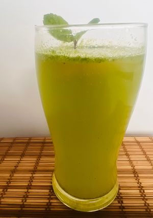 A picture of Lemon🍋 Mint 🍃 Ginger 🫚 Sikanji🍹~Sparkling Digestive Sips in 5 minutes 🍹.