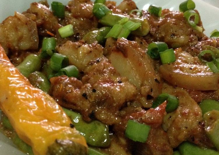 Pork in Shrimp Paste (Filipino Binagoongan) - Pork with Bagoong