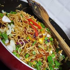 A picture of Veg Chowmein.