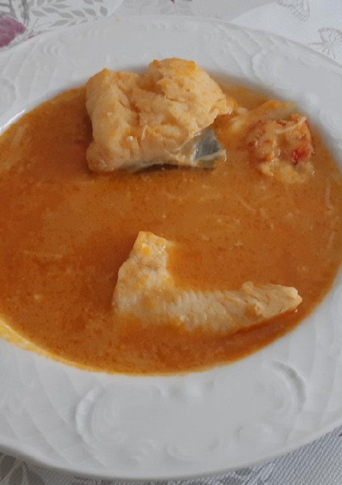 Una foto de Sopa de pescado ligera