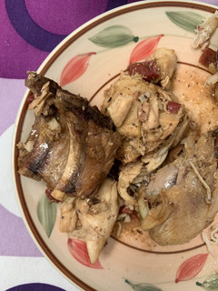 Una foto de Pollo en olla express
