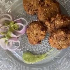 A picture of Rajma galouti.