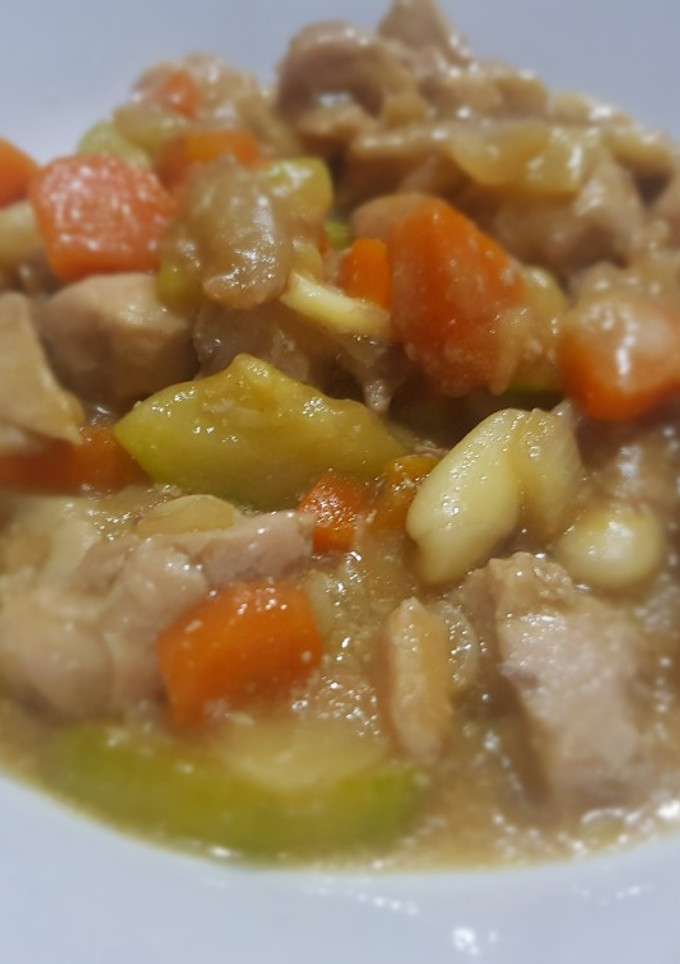 Una foto de Pollo con almendras chino
