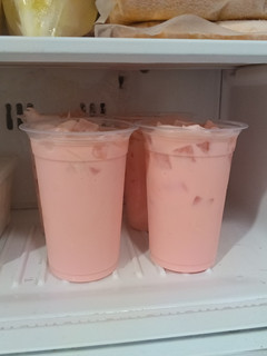 Foto resep Es pinky (susu nata de coco kelapa)
