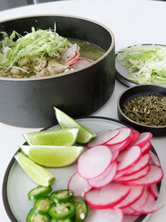 A picture of Pozole Verde con Pollo.
