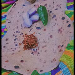A picture of 5 ingredients Besan roti.