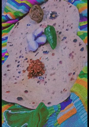 A picture of 5 ingredients Besan roti.