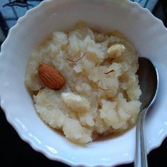 A picture of Suji ka halwa.