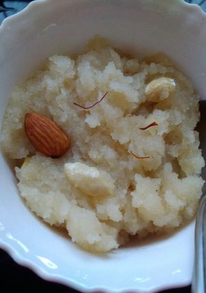 A picture of Suji ka halwa.