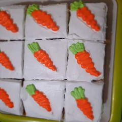 A picture of Rainbow carrot cake.