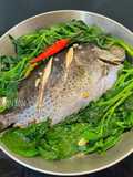 Cá Dìa Hấp Rau Mồng Tơi