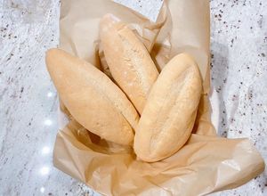 Hình của món Bánh mì Việt Nam.