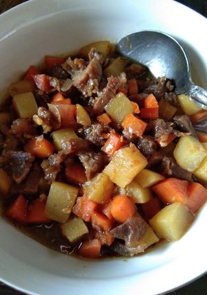 Foto resep Tumis daging kentang wortel
