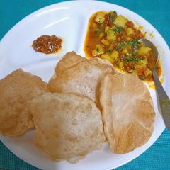 A picture of Punjabi Aloo Puri (Delhi Special Road - Side Breakfast) Under 30 Minutes.