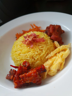 Foto resep Nasi Kuning Rice Cooker no santan