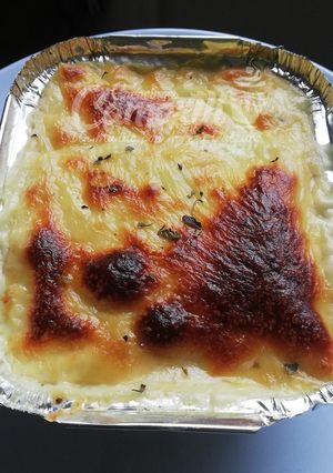 Una foto de Lasagna con pollo y tocineta