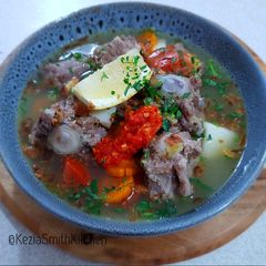 Sop buntut (oxtail soup) A picture of Sop buntut (oxtail soup).