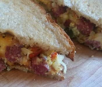 Easy Fast Cooking Midwest Corned Beef  Egg Hash on Rye Most Delicious