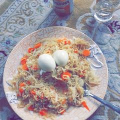 Indomie and egg A picture of Indomie and egg.
