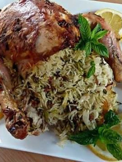 صورة لوصفة دجاجة محشية ومحمرة