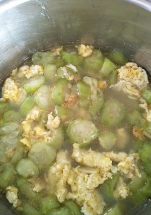 Foto resep Sop oyong telur