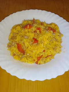 Una foto de Arroz con pimiento rojo y carne picada