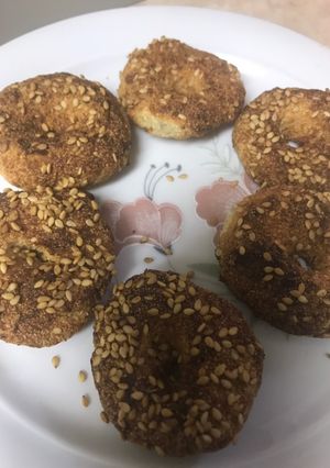 A picture of Savoury banana sesame doughnut.