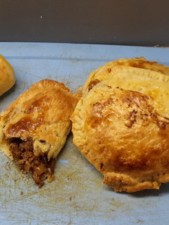 A picture of Ox liver and boerewors pie.