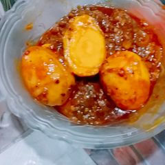 A picture of রেসিপি নাম এএগ চিলি আমার পথম রান্না এক চিলি বানো জন্য লাকছে.