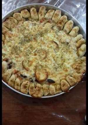 صورة لوصفة بيتزا بأطراف محشية