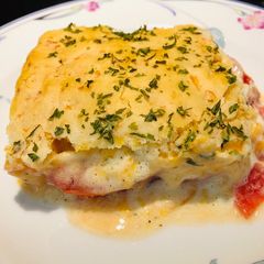 A picture of Tomato 🍅Pie.
