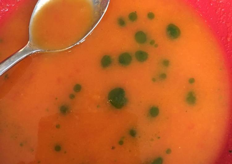 Ridiculously quick and easy tomato soup with basil oil