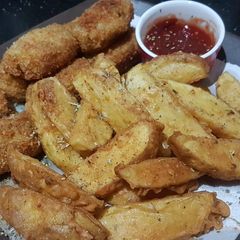 A picture of Spicy potato wadges.