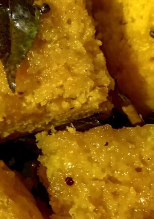 A picture of Instant Khaman Dhokla.