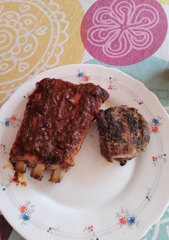 Una foto de Costillas de cerdo al eneldo