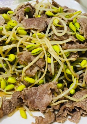 黃豆芽炒牛肉片 的食譜成品照片