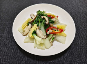 鹽麴有機奶油白菜(簡單料理) 的食譜成品照片