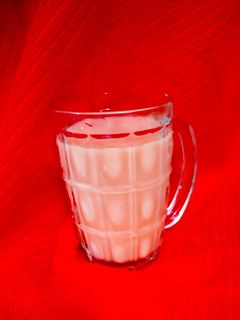 கிர்னி பழம் ரோஸ் மில்க் ஷேக்(Kirni Palam Rose Milk Shake Recipe in Tamil) செய்முறை முக்கிய புகைப்படம்