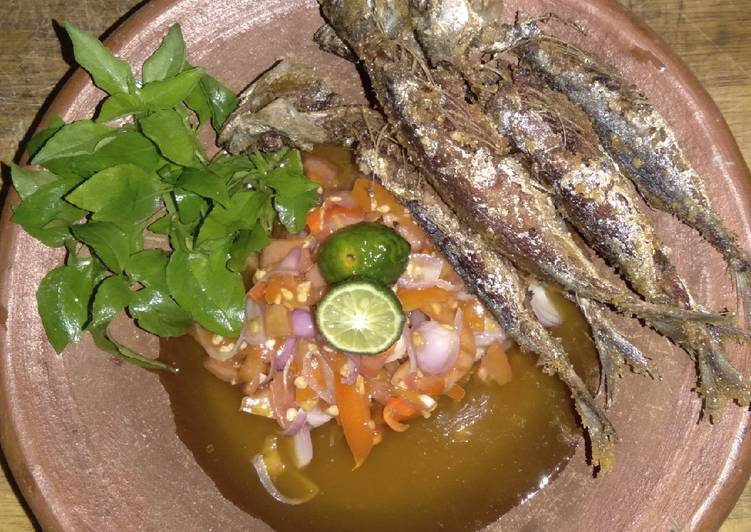 Resep Ikan goreng cocol sambal iris mentah (Dabu-dabu), Sempurna