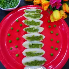 Green Pea Stuffed Idli A picture of Green Pea Stuffed Idli.