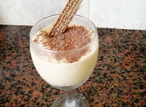 Una foto de Copa helada de mousse de dulce de leche