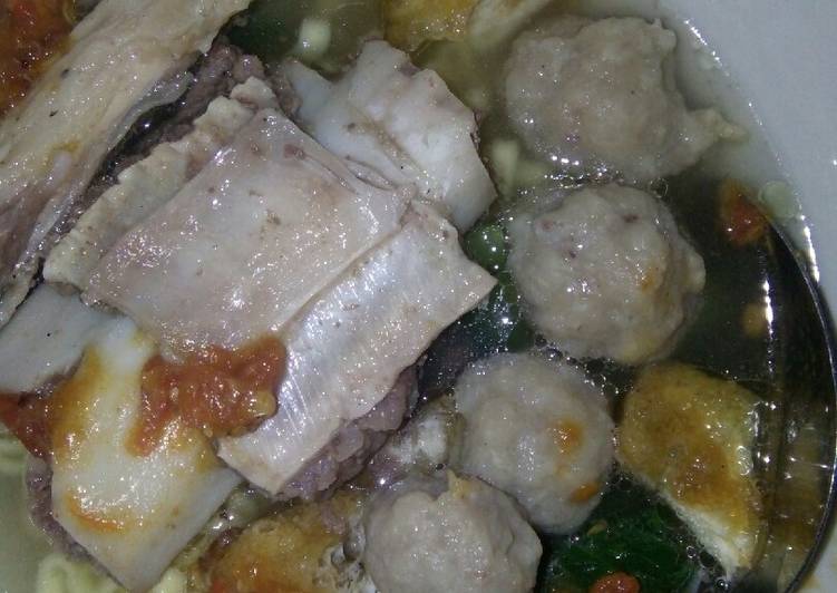 Bakso rusuk sapi