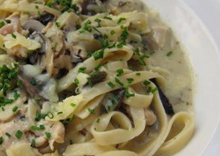 Recipe of Quick Creamy Chicken and Mushroom Fettuccine