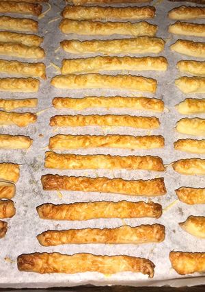 Ropogós-sajtos rúd recept fotója