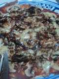 Pizza Mexicana rápida con salsa de chipotle y champiñones