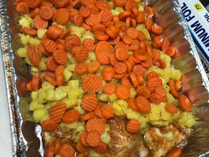 Easy Way Make Baked Chicken w/ potatoes and carrots the  Makes Drooling Delicious