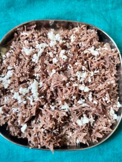 கோக்னட் ஸ்வீட் ராகி சேமியா (Coconut sweet raagi semiya recipe in tamil) செய்முறை முக்கிய புகைப்படம்