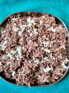 கோக்னட் ஸ்வீட் ராகி சேமியா (Coconut sweet raagi semiya recipe in tamil) செய்முறை முக்கிய புகைப்படம்