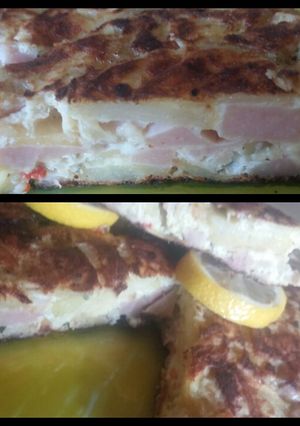 Una foto de Tortilla de papa, jamón y queso espectacular😘